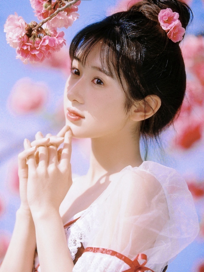 微博美女：嗑颜馆 - 春天 樱花 和少女摄影@苗可青x