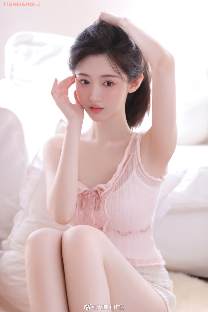 微博美女：请大数据把我推送给所有喜欢水蜜桃的女孩♀️：@爱心网友李亚萱 